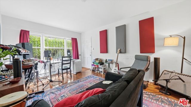 2613 Jeffries Avenue, Los Angeles, CA 90065