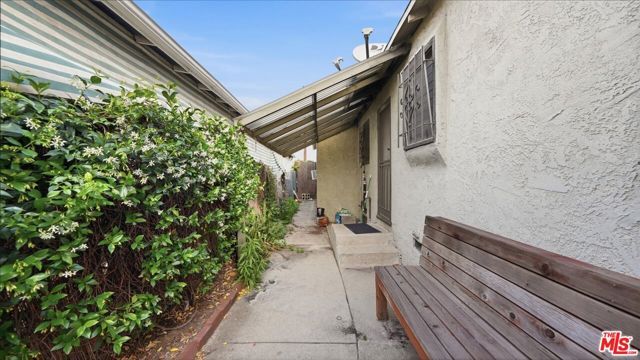 2613 Jeffries Avenue, Los Angeles, CA 90065