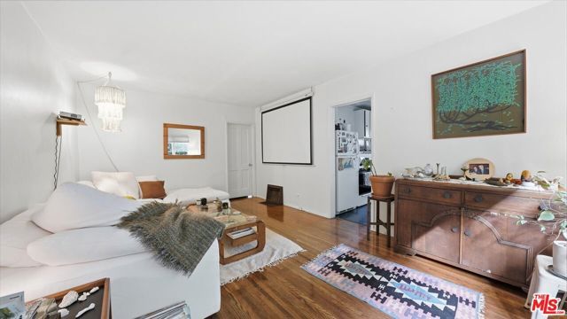 2613 Jeffries Avenue, Los Angeles, CA 90065