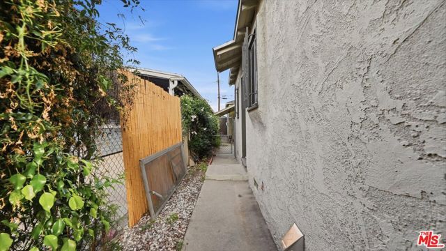 2613 Jeffries Avenue, Los Angeles, CA 90065