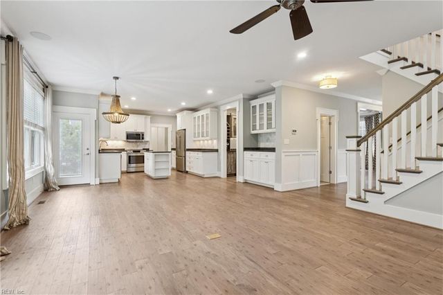 3747 Willow Glenn CIR, Suffolk, VA 23435