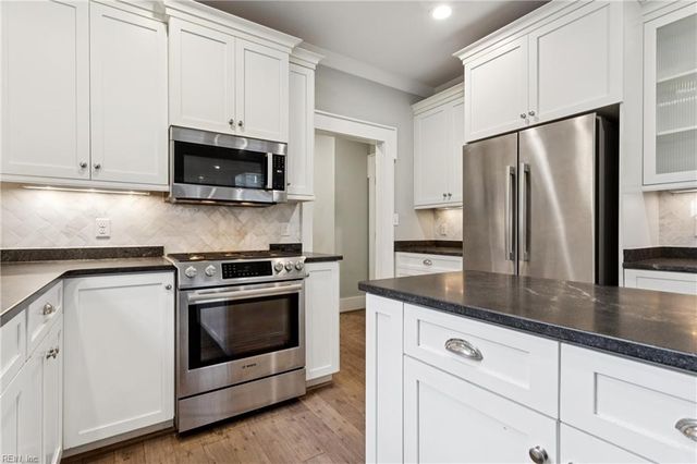 3747 Willow Glenn CIR, Suffolk, VA 23435