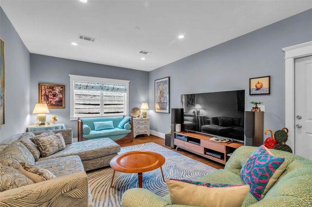 1819 Mill Creek Drive, Houston, TX 77008