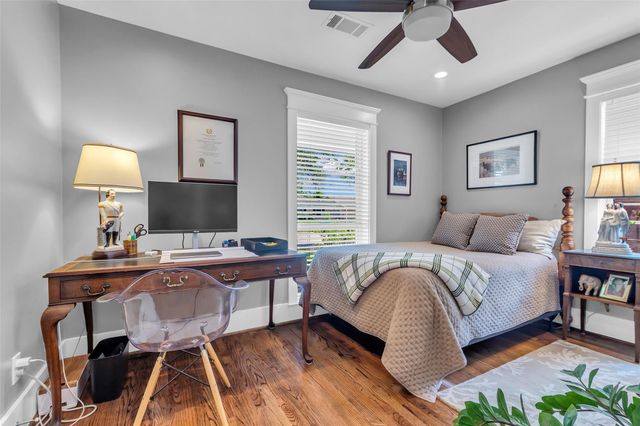 1819 Mill Creek Drive, Houston, TX 77008