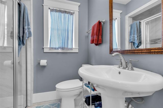 1819 Mill Creek Drive, Houston, TX 77008