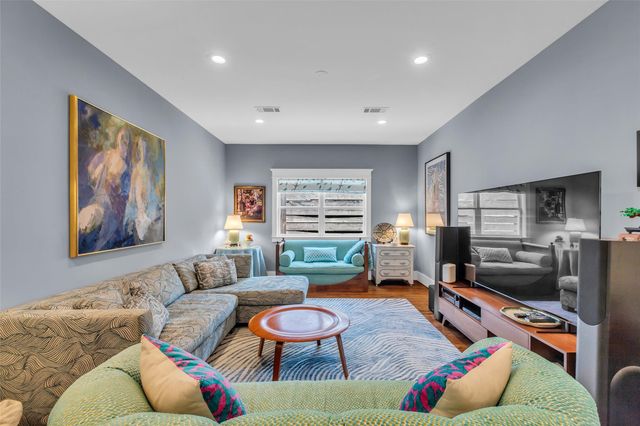 1819 Mill Creek Drive, Houston, TX 77008