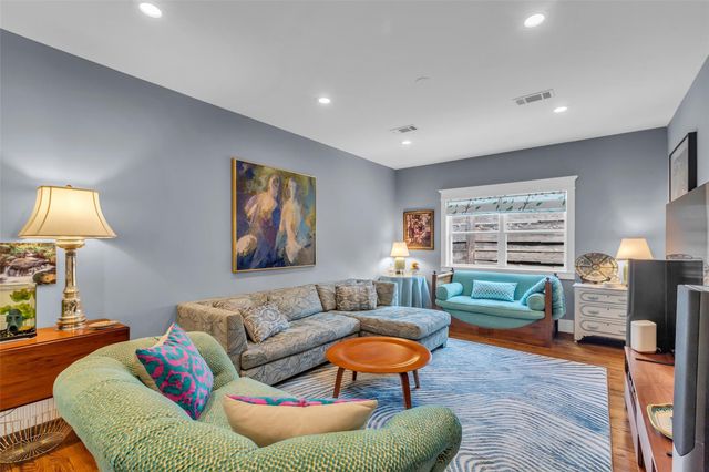 1819 Mill Creek Drive, Houston, TX 77008