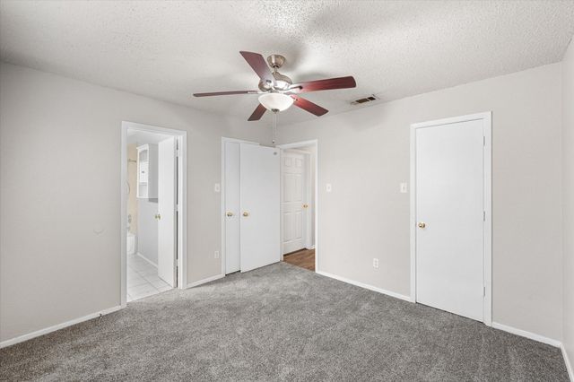 352 Spring Branch Lane, Kennedale, TX 76060