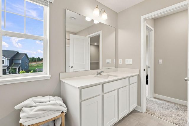 19445 136th Avenue N, Rogers, MN 55374