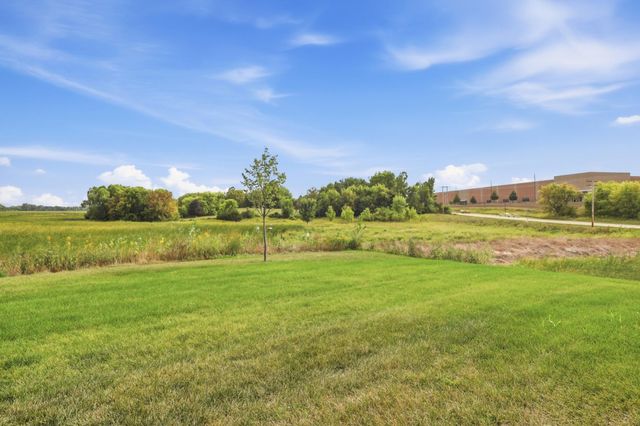 19445 136th Avenue N, Rogers, MN 55374