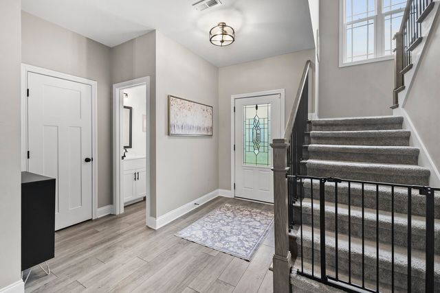 991 Cherry Blossom Ln, Clarksville, TN 37040