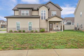 991 Cherry Blossom Ln, Clarksville, TN 37040