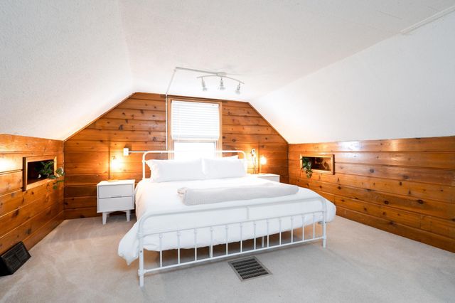 5621 22nd Avenue S, Minneapolis, MN 55417