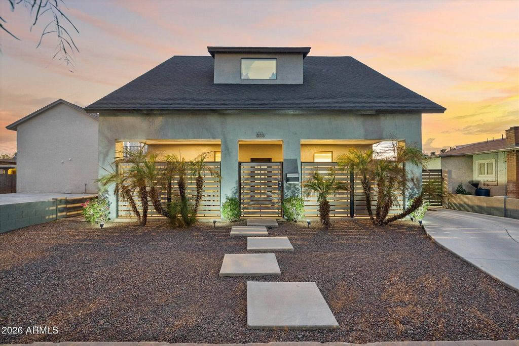 826 N 11TH Avenue, Phoenix, AZ 85007 — exterior