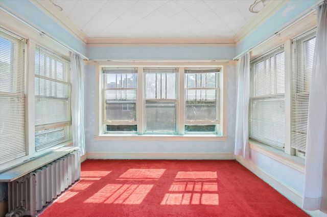 4924 N Saint Louis Avenue, Chicago, IL 60625