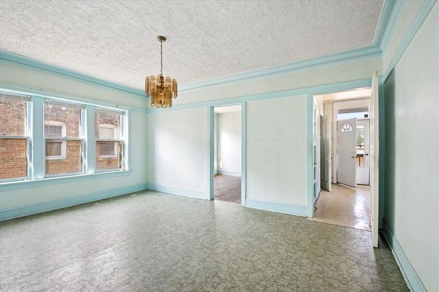 4924 N Saint Louis Avenue, Chicago, IL 60625