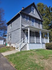 152 Stonybrook Road, Stratford, CT 06614