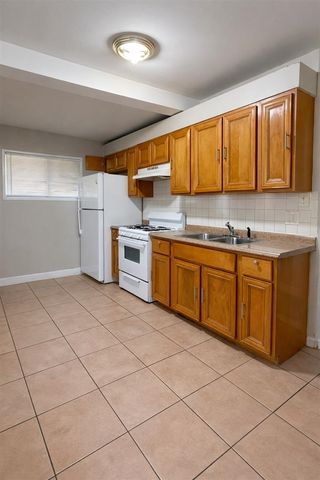 14415 Lithgow Street, Dearborn, MI 48126