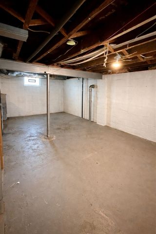 14415 Lithgow Street, Dearborn, MI 48126