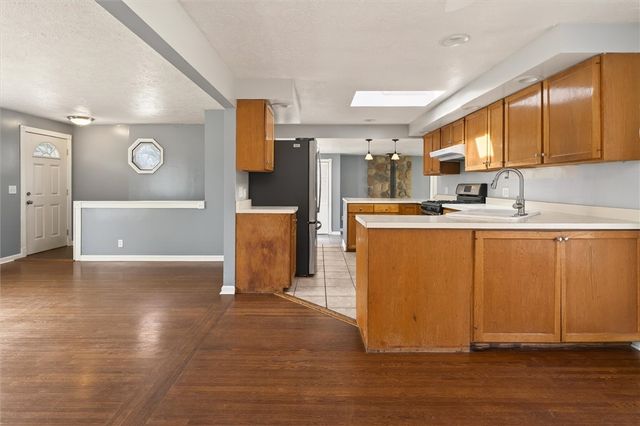 267 Valiant Drive, Henrietta, NY 14623