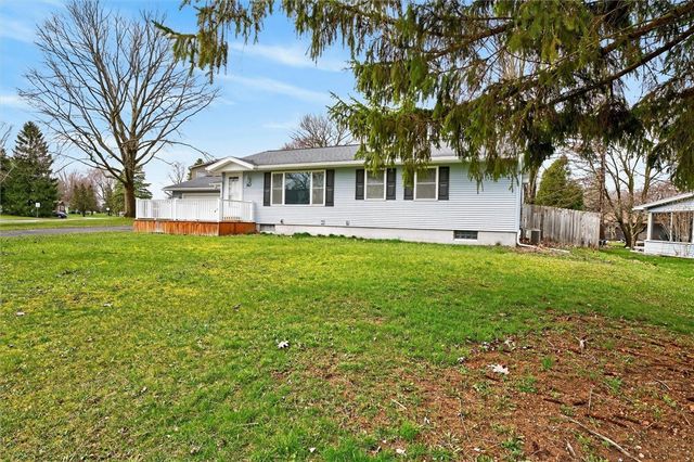 267 Valiant Drive, Henrietta, NY 14623