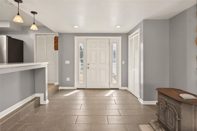 267 Valiant Drive, Henrietta, NY 14623