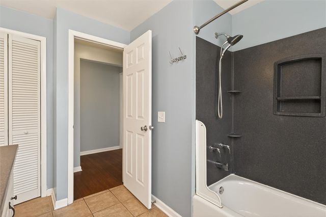 267 Valiant Drive, Henrietta, NY 14623