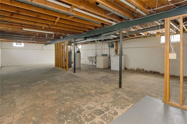 267 Valiant Drive, Henrietta, NY 14623