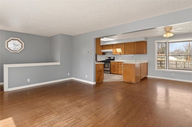 267 Valiant Drive, Henrietta, NY 14623