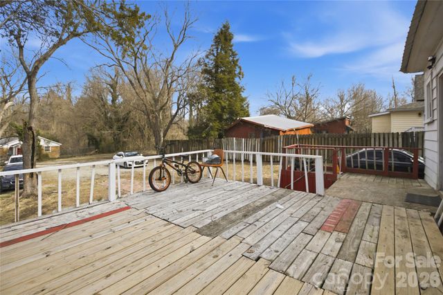 1212 S Salisbury Avenue, Spencer, NC 28159