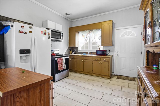 1212 S Salisbury Avenue, Spencer, NC 28159