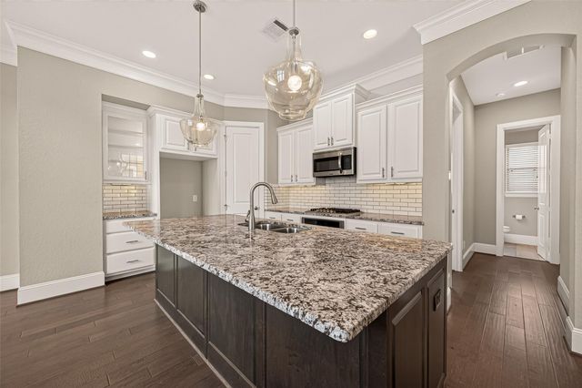 8326 Ginger Oak Street, Houston, TX 77055