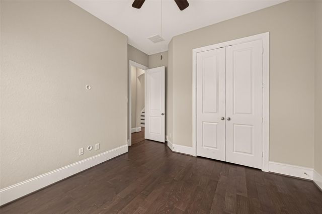 8326 Ginger Oak Street, Houston, TX 77055