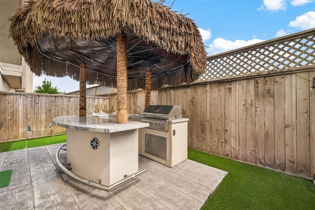 8326 Ginger Oak Street, Houston, TX 77055