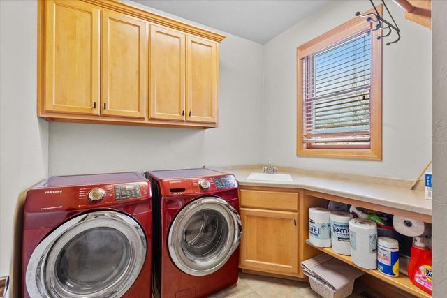 3020 E FALLCREEK LANE, Appleton, WI 54913