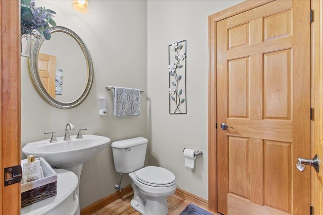 3020 E FALLCREEK LANE, Appleton, WI 54913