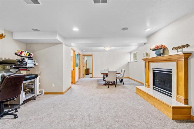 3020 E FALLCREEK LANE, Appleton, WI 54913