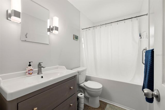 6406 S CLARK AVENUE, Tampa, FL 33616