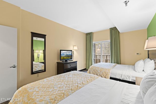 225 Collier Drive 1317, Sevierville, TN 37862