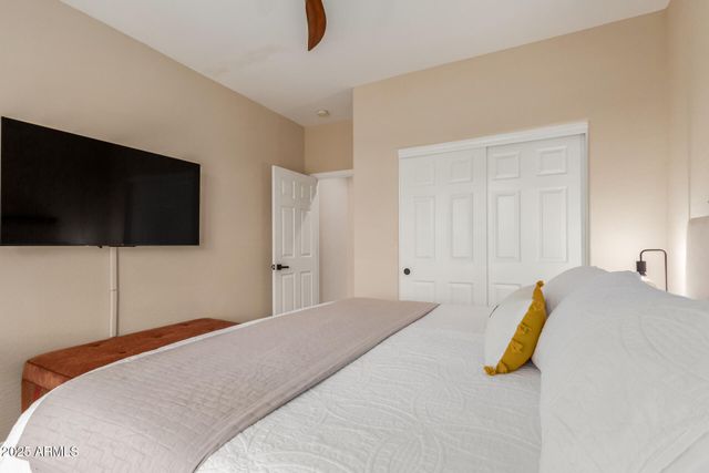 2951 W PLUM HOLLOW Drive, Anthem, AZ 85086