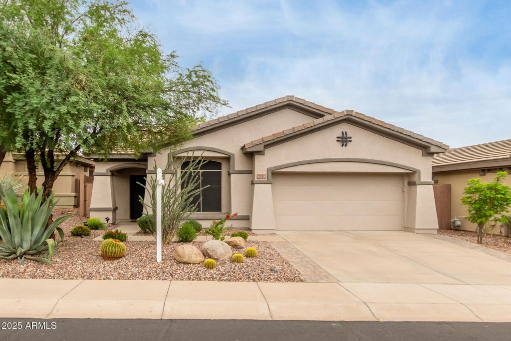 2951 W PLUM HOLLOW Drive, Anthem, AZ 85086