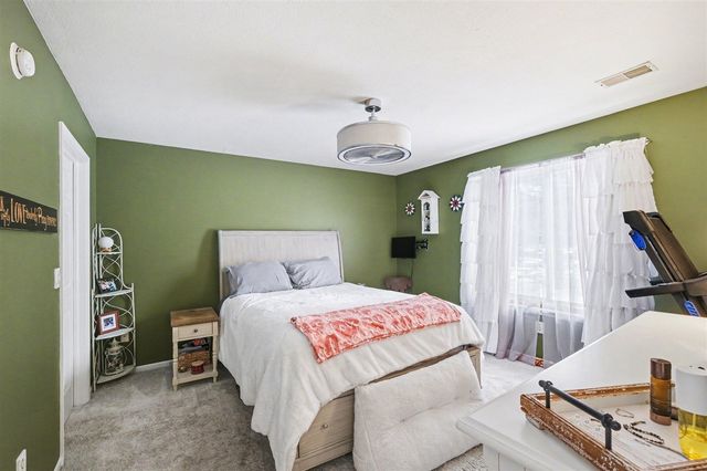 7132 E Cannon Place Drive, Rockford, MI 49341