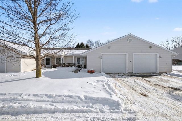 7132 E Cannon Place Drive, Rockford, MI 49341