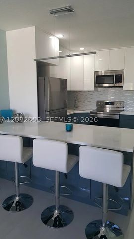 4627 Bougainvilla Dr 2E, Lauderdale By The Sea, FL 33308