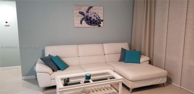 4627 Bougainvilla Dr 2E, Lauderdale By The Sea, FL 33308