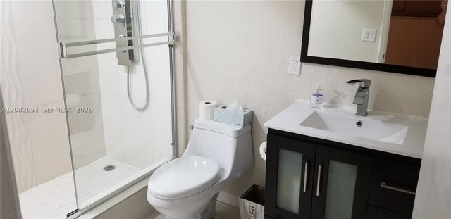4627 Bougainvilla Dr 2E, Lauderdale By The Sea, FL 33308