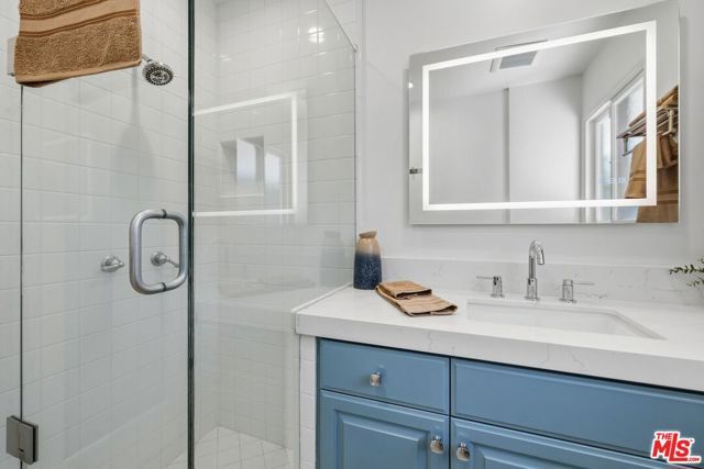 864 Bienveneda Avenue, Pacific Palisades (los Angeles), CA 90272