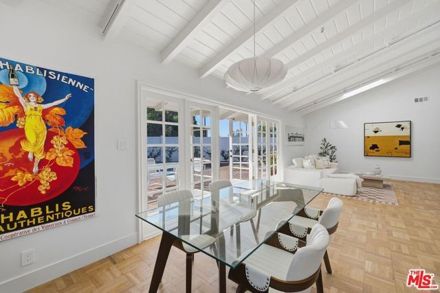 864 Bienveneda Avenue, Pacific Palisades (los Angeles), CA 90272