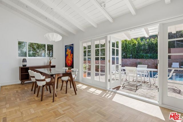 864 Bienveneda Avenue, Pacific Palisades (los Angeles), CA 90272