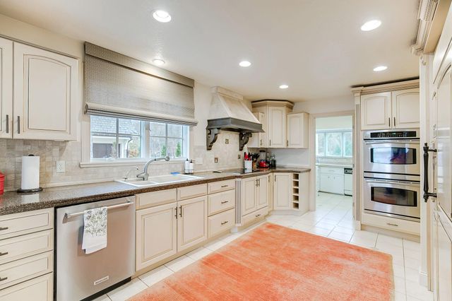 26170 Birch Bluff Road, Excelsior, MN 55331